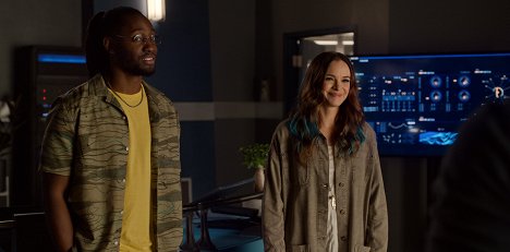 Brandon McKnight, Danielle Panabaker - Flash - Najdziwniejsze sny - Z filmu