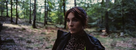 Aliette Opheim - Mörkt hjärta - Familjer i fejd - Film