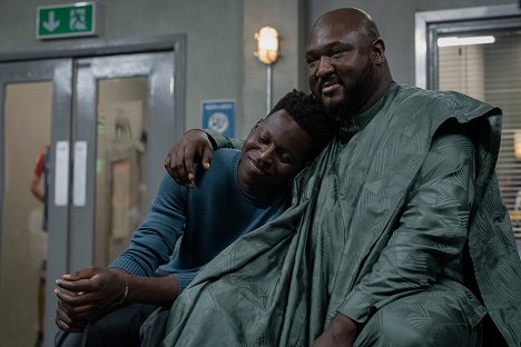 Toheeb Jimoh, Nonso Anozie - Ted Lasso - Megkötések, összeköttetések - Filmfotók