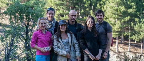 Daniela M. Xandru, Rubén del Álamo Gómez, Giselle Carrera, George Karja, Mariana Rezk, José Fopiani - La dama del bosque maldito - Tournage