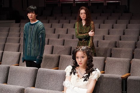 Kô Nanase, Maika Yamamoto, Reika Kirishima - Les Enquêtes de Kindaichi - Meurtres commis par le Fantôme de l'opéra, première partie - Film