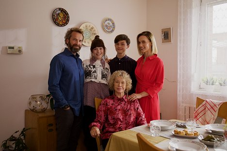 Jan Révai, Sára Korbelová, Jana Švandová, Maxmilián Kocek, Petra Bučková - Sex O'Clock - Epizoda 10 - Promo