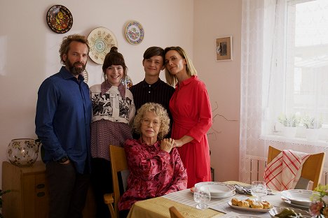 Jan Révai, Sára Korbelová, Jana Švandová, Maxmilián Kocek, Petra Bučková - Sex O'Clock - Epizoda 10 - Werbefoto