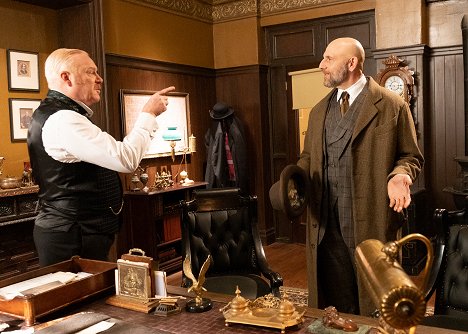 Thomas Craig, Marvin Kaye - Murdoch Mysteries - Sometimes They Come Back, Part 1 - Photos