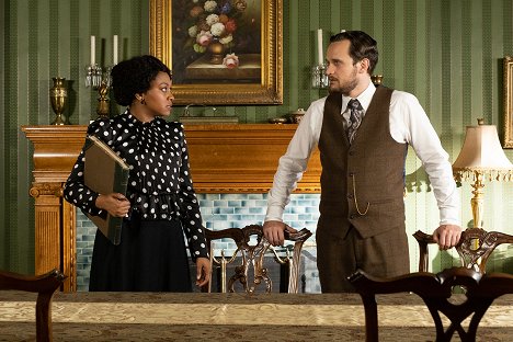 Shanice Banton, James Graham - Murdoch Mysteries - Sometimes They Come Back, Part 2 - Photos
