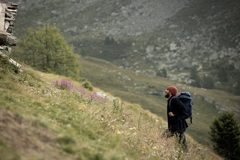 Luca Marinelli - Nyolc hegy - Filmfotók
