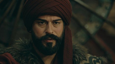 Burak Özçivit - Kuruluş: Osman - Episode 33 - De la película