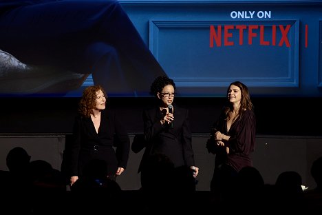 The Diplomat - NY Premiere on April 18, 2023 in New York City - Debora Cahn, Keri Russell - Diplomatische Beziehungen - Season 1 - Veranstaltungen