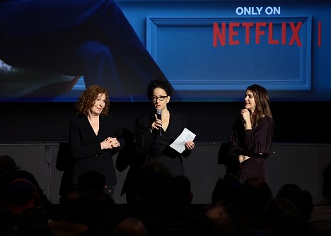 The Diplomat - NY Premiere on April 18, 2023 in New York City - Debora Cahn, Keri Russell - La Diplomate - Season 1 - Événements