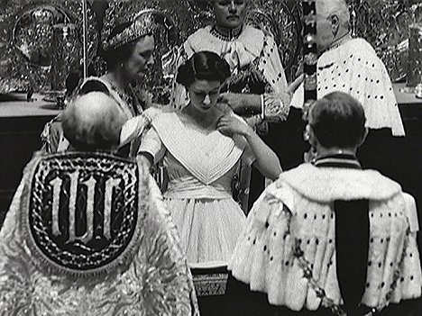 Königin Elisabeth II - Mystères d'archives : 1953. Le couronnement d'Elisabeth II - Filmfotos