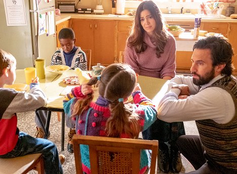 Mandy Moore, Milo Ventimiglia - This Is Us - The Challenger - Photos