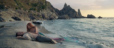 Jonah Hauer-King, Halle Bailey - The Little Mermaid - Photos