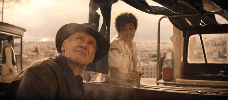 Harrison Ford, Ethann Isidore - Indiana Jones and the Dial of Destiny - Van film