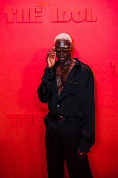 World premiere of the first two episodes of The Idol at Cannes’ Palais des Festivals on May 22, 2023 - Moses Sumney - Idol - Z imprez