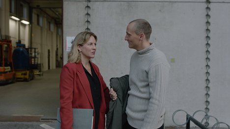 Julia Marko-Nord, Einar Bredefeldt - Fejkpatient - Hopp - Filmfotos