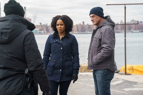 Danielle Moné Truitt, Christopher Meloni - Law & Order: Organized Crime - Blood Ties - Photos