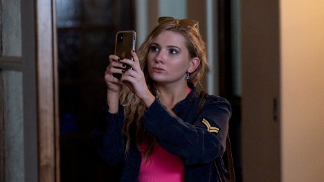 Abigail Breslin - De caza - De la película