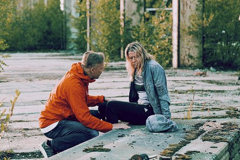 Eero Aho, Elisa Piispanen - Lakeside Murders - Kuka sellaista tekisi 1/2 - Photos