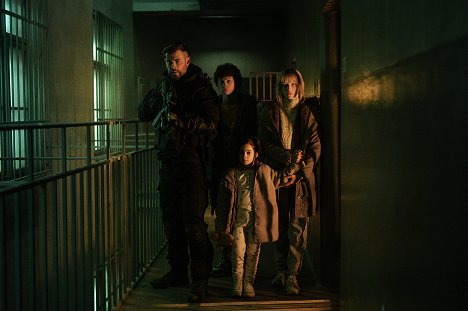 Chris Hemsworth, Andro Japaridze, Tinatin Dalakišvili - Vyproštění 2 - Z filmu