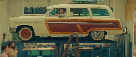 Jake Ryan, Jason Schwartzman, Matt Dillon - Asteroid City - Van film