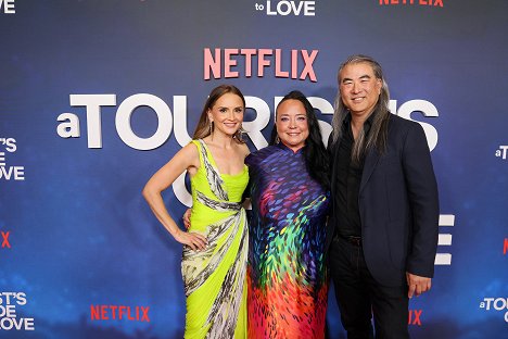 Netflix's A Tourist's Guide to Love special screening at Netflix Tudum Theater on April 13, 2023 in Los Angeles, California - Rachael Leigh Cook, Eirene Donohue, Steven K. Tsuchida - A Tourist's Guide to Love - Veranstaltungen