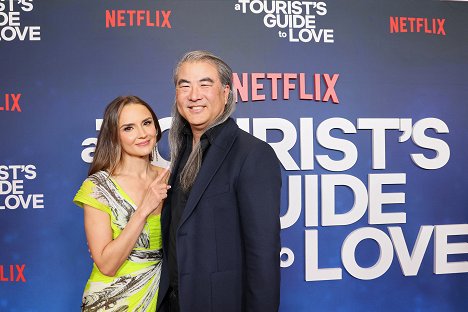 Netflix's A Tourist's Guide to Love special screening at Netflix Tudum Theater on April 13, 2023 in Los Angeles, California - Rachael Leigh Cook, Steven K. Tsuchida - Útikönyv a szerelemhez - Rendezvények