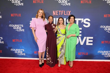 Netflix's A Tourist's Guide to Love special screening at Netflix Tudum Theater on April 13, 2023 in Los Angeles, California - Missi Pyle, Nondumiso Tembe, Rachael Leigh Cook, Jacqueline Correa - Turistický průvodce láskou - Z akcií