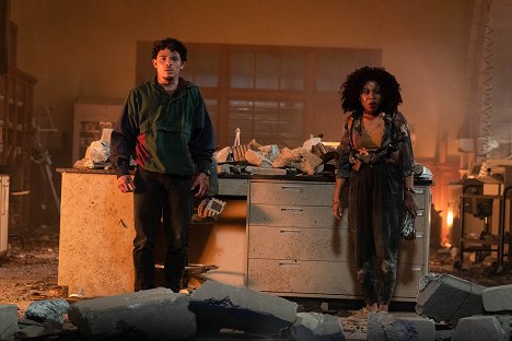 Anthony Ramos, Dominique Fishback - Transformers: Rise of the Beasts - Photos