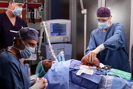 Steven Weber, Jessy Schram - Nemocnice Chicago Med - Does One Door Close and Another One Open? - Z filmu