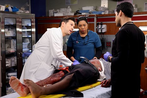 Devin Kawaoka - Chicago Med - Look Closely and You Might Hear the Truth - Do filme