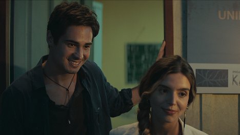 Danilo Mesquita, Giovanna Lancellotti - Ricos en amor 2 - De la película