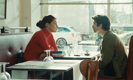Adèle Exarchopoulos, Ben Whishaw - Passages - De la película