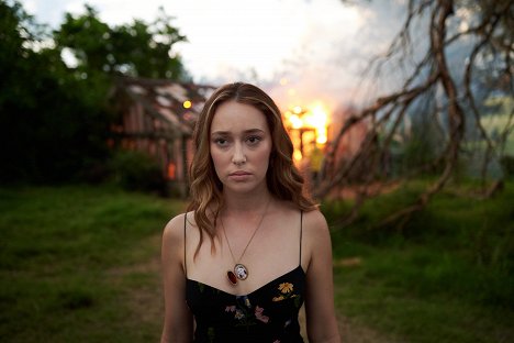 Alycia Debnam-Carey - The Lost Flowers of Alice Hart - Do filme