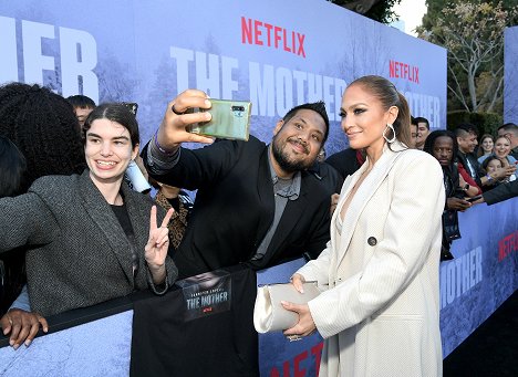 The Mother Los Angeles Premiere Event at Westwood Village on May 10, 2023 in Los Angeles, California - Jennifer Lopez - Anya - Rendezvények