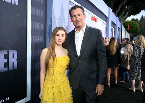 The Mother Los Angeles Premiere Event at Westwood Village on May 10, 2023 in Los Angeles, California - Lucy Paez, Scott Stuber - Matka - Z imprez