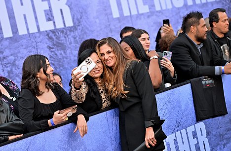 The Mother Los Angeles Premiere Event at Westwood Village on May 10, 2023 in Los Angeles, California - Niki Caro - The Mother - Événements