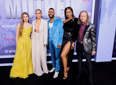 The Mother Los Angeles Premiere Event at Westwood Village on May 10, 2023 in Los Angeles, California - Lucy Paez, Jennifer Lopez, Omari Hardwick, Yvonne Senat Jones, Paul Raci - The Mother - Tapahtumista