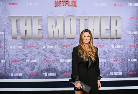 The Mother Los Angeles Premiere Event at Westwood Village on May 10, 2023 in Los Angeles, California - Niki Caro - Matka - Z akcií