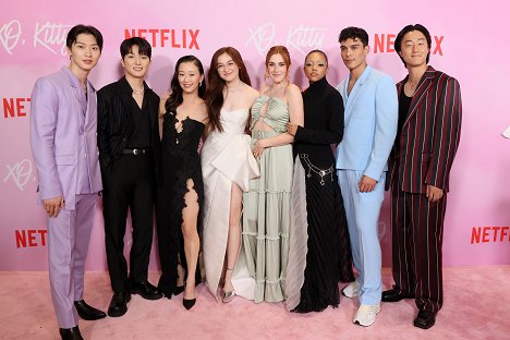 XO, Kitty Los Angeles Premiere at Netflix Tudum Theater on May 11, 2023 in Los Angeles, California - Sang Heon Lee, Minyeong Choi, Gia Kim, Anna Cathcart, Jocelyn Shelfo, Regan Aliyah, Anthony Keyvan, Peter Thurnwald - Puszi: Kitty - Season 1 - Rendezvények