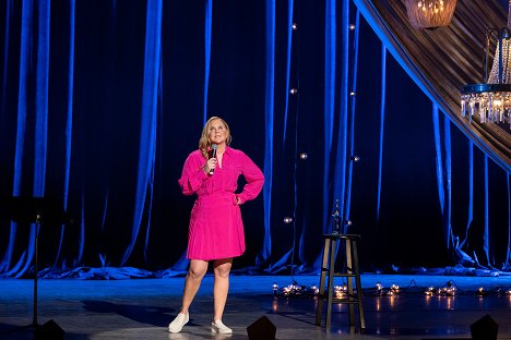 Amy Schumer - Amy Schumer: Emergency Contact - Photos