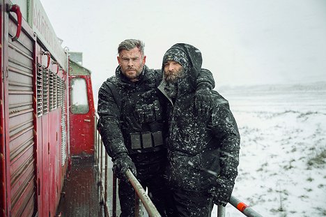 Chris Hemsworth, Sam Hargrave - Extraction 2 - Dreharbeiten