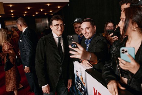 Netflix's Extraction 2 New York Premiere at Jazz at Lincoln Center on June 12, 2023 in New York City - Anthony Russo - Vyproštění 2 - Z akcií