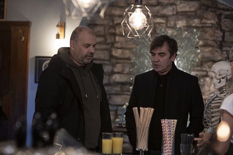 Petr Rychlý, Pavel Řezníček - Ordinace v růžové zahradě - Únos - Z filmu