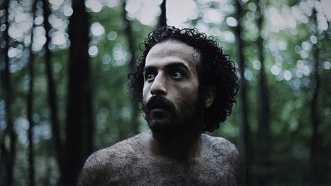 Taher Balouei - Afarinesh beyne do sath - De la película