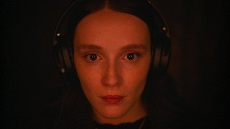 Juliette Gariépy - Red Rooms - Van film