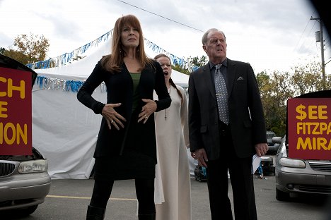 Joanna Cassidy, Tracy Dawson, Peter MacNeill - Call Me Fitz - Are You There God? I Need to Speak to Frank - Photos