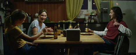 Annie Hamilton, Rory Alexander - Valami van az ablakban - Filmfotók