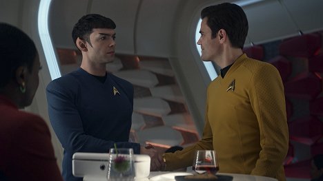 Ethan Peck, Paul Wesley - Star Trek: Különös új világok - Félrefordítás - Filmfotók