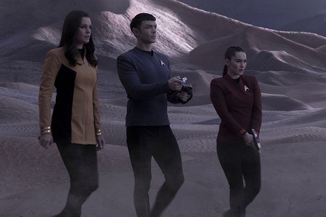 Rebecca Romijn, Anson Mount, Christina Chong - Star Trek: Strange New Worlds - Tierisch olle Sternenreisende - Filmfotos
