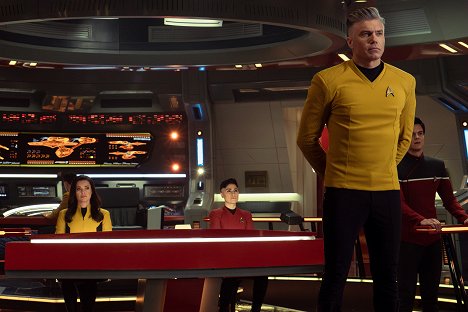Rebecca Romijn, Melissa Navia, Anson Mount, Jack Quaid - Star Trek: Strange New Worlds - Tierisch olle Sternenreisende - Filmfotos